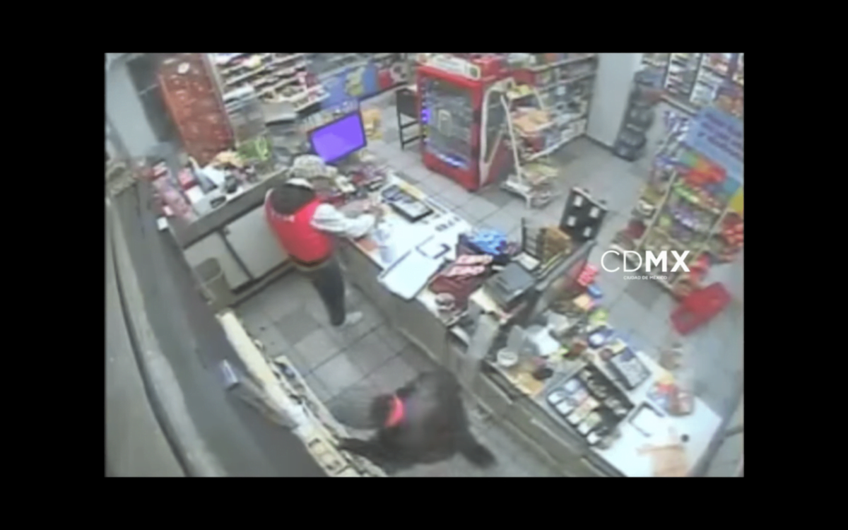 Agarran a ratas que robaron un OXXO