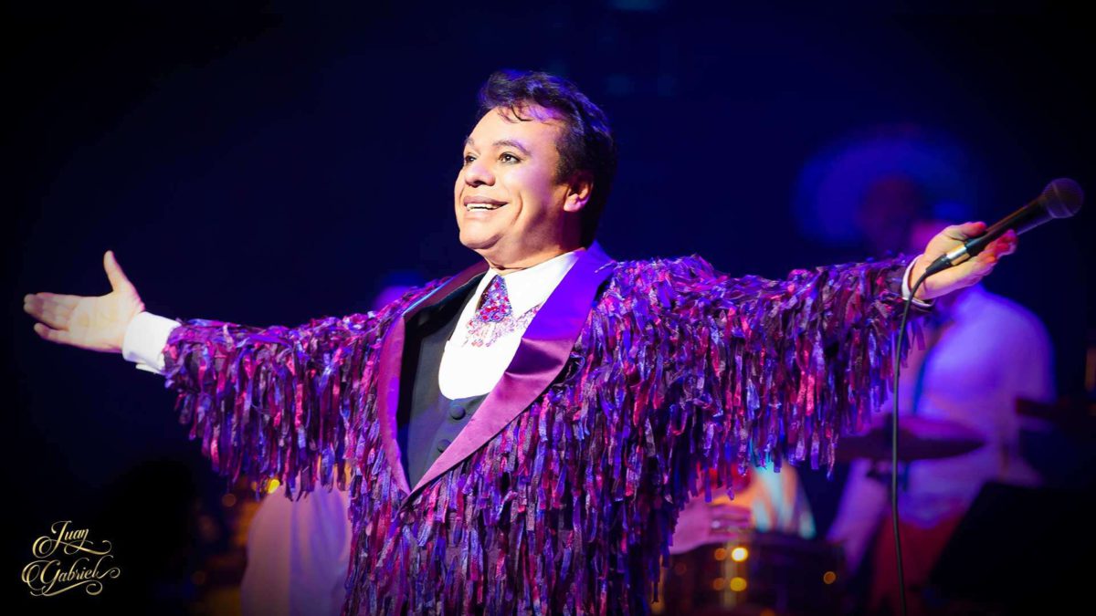10 Canciones de Juan Gabriel que todos hemos cantado