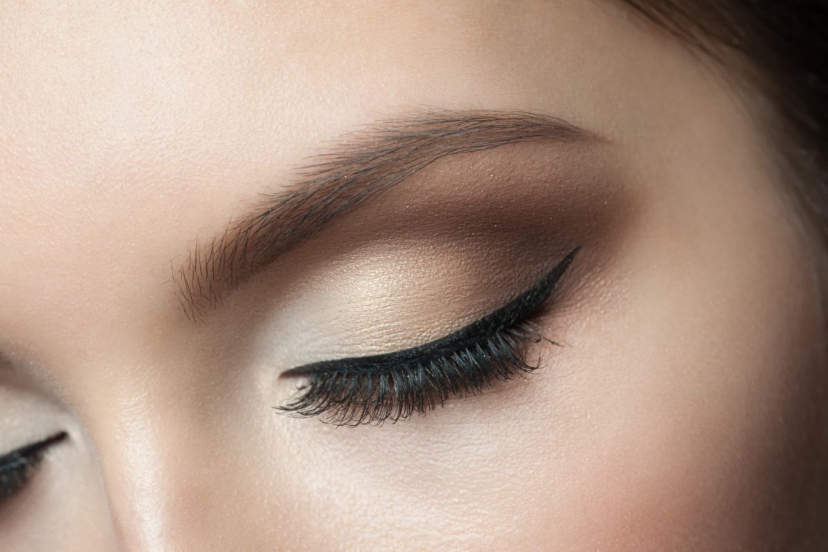 3 tips para elegir la sombra correcta y 3 looks para resaltar tu mirada