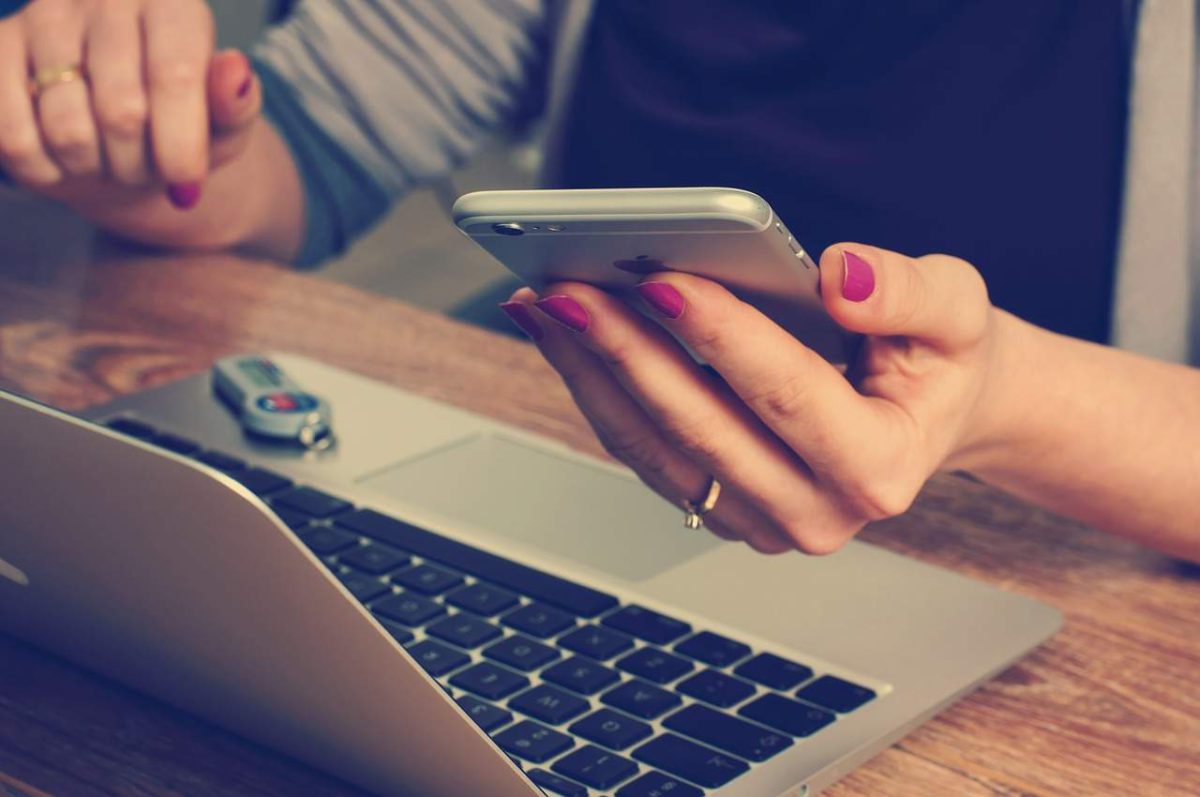 ¿Quieres un iPhone? Tú mamá también…
