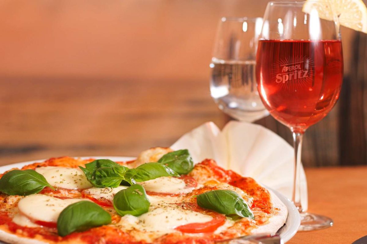 Trivia de viernes: Tenemos 2 botellas de Aperol Spritz