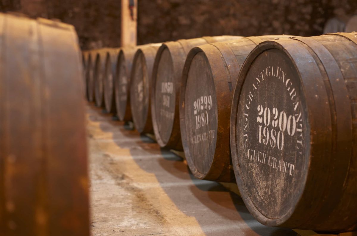 Joven de 18 años es elogiado por la Biblia del Whisky: Su nombre es Glen Grant