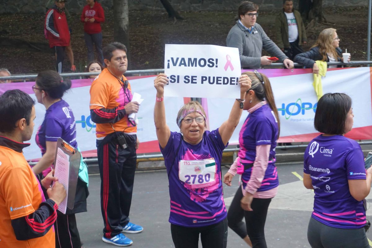Fotogalería: Así se puso la carrera CIMAB contra el cáncer de mama