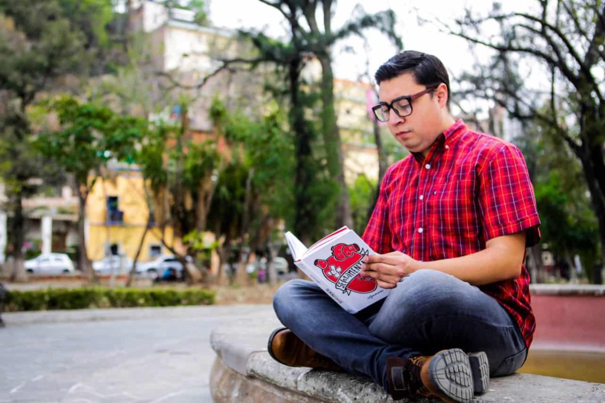 Oscar Espinoza como educador: entrevista